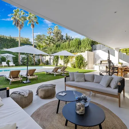 Brand New Modern 5 Bdrm In Puerto Banus * ماربيا