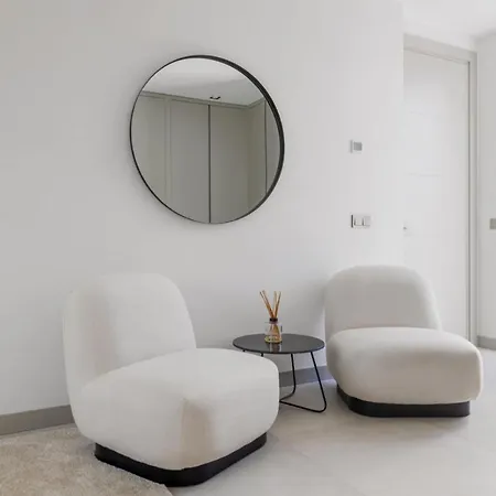 Apartment Brand New Modern 5 Bdrm In Puerto Banus *